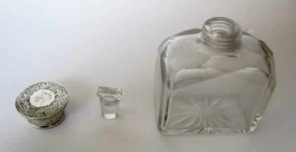 Antique & Hallmarked  Glass Perfume Bottle With Sterling Silver Top With Original Stopper - Image 4