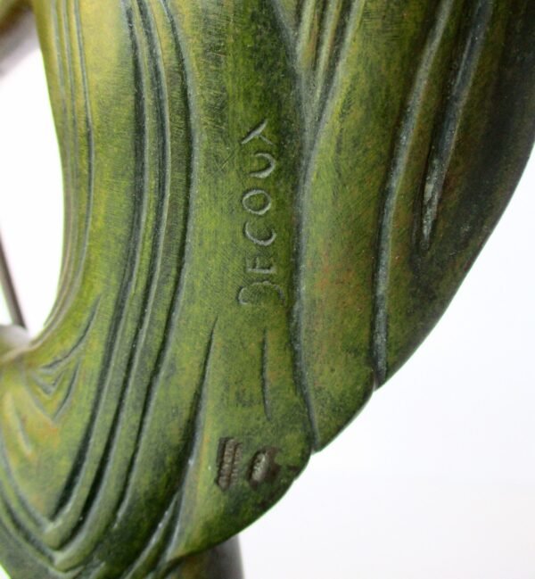 Michel Decoux (1837-1924)   "Hunter With Bow Chasing Two Deer"     -     Two Part Bronze sculpture/antique bronze - Image 9