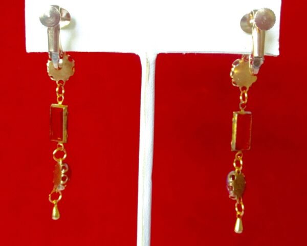 Pair of Vintage Screw Back Crystal Earrings - Image 6