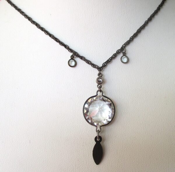 Vintage  Art-Deco Faceted Crystal & Black Metal Necklace/Shabby Chic/Boho - Image 4