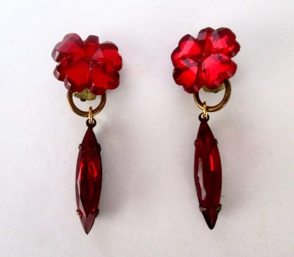 Pair of Vintage Vauxhall Deep Red Glass Clip-On Earrings/Boho/Shabby Chic - Image 2
