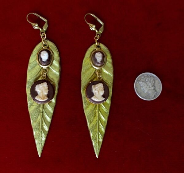 Vintage Jewelry Set:   Brass Necklace With Cameos and  Matching Earrings/Boho/Shabby Chic/Hippie - Image 7