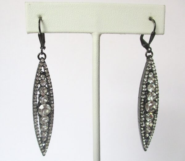 Pair of Vintage Crystal Rhinestone Earrings/Boho/Shabby Chic - Image 2