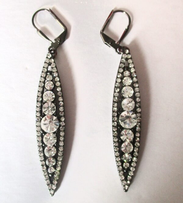 Pair of Vintage Crystal Rhinestone Earrings/Boho/Shabby Chic - Image 3