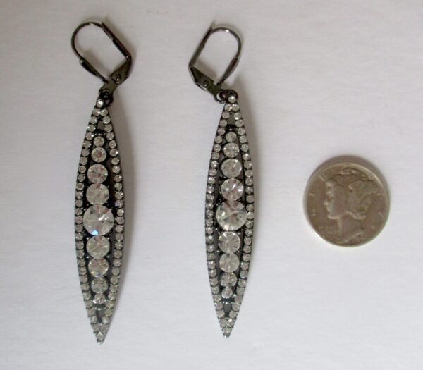Pair of Vintage Crystal Rhinestone Earrings/Boho/Shabby Chic - Image 4