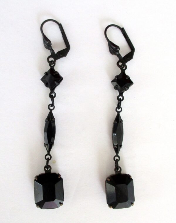 Pair of Vintage Black Glass Earrings/Boho/Gothic/Shabby Chic - Image 3