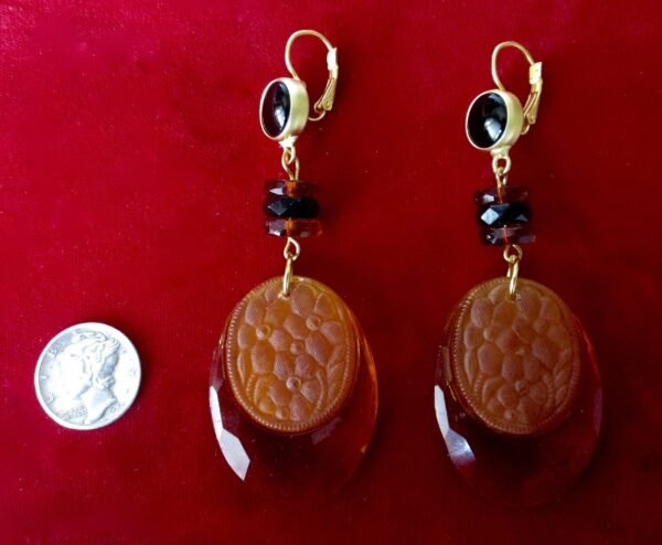 Pair of Antique Deco Crystal Earrings - Image 6