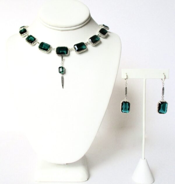 Vintage Jewelry Set: Sterling Silver &  Emerald Green Paste Necklace With Matching Earrings - Image 2