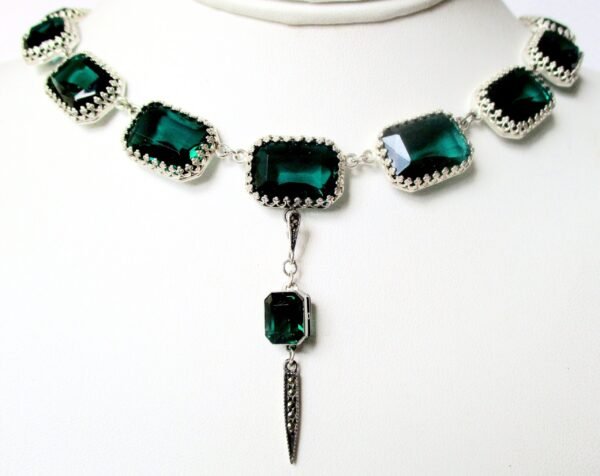 Vintage Jewelry Set: Sterling Silver &  Emerald Green Paste Necklace With Matching Earrings - Image 5
