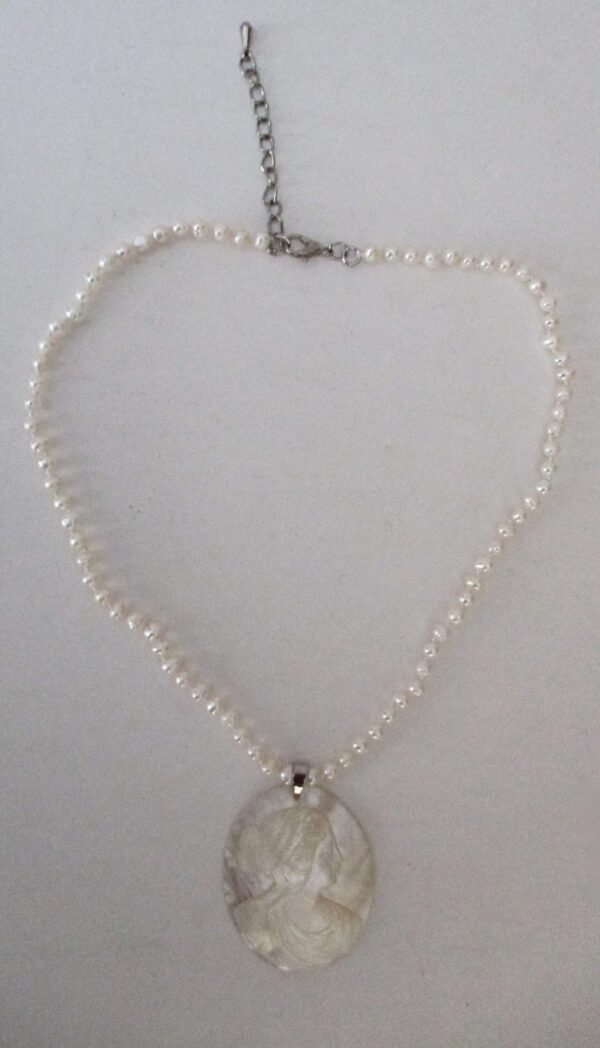 Vintage Cultured Pearl Necklace With Large Mother-of-Pearl Hand-Carved Pendant - Image 4