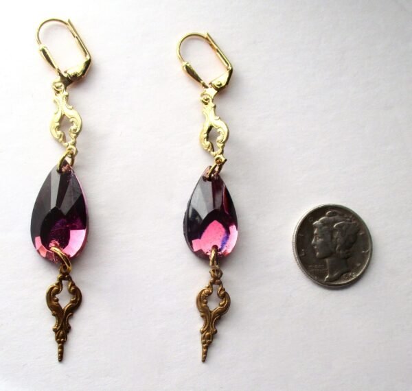 Vintage Jewelry Set:  Foiled Amethyst Glass Necklace With Matching Earrings - Image 8