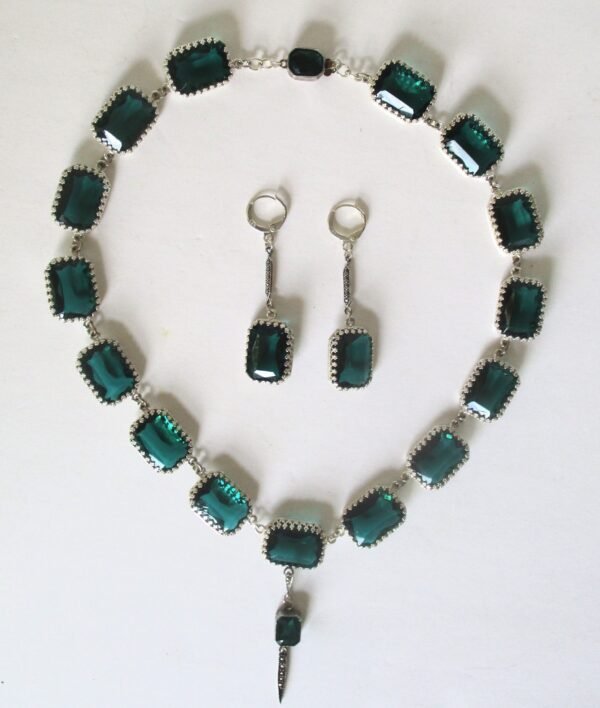 Vintage Jewelry Set: Sterling Silver &  Emerald Green Paste Necklace With Matching Earrings