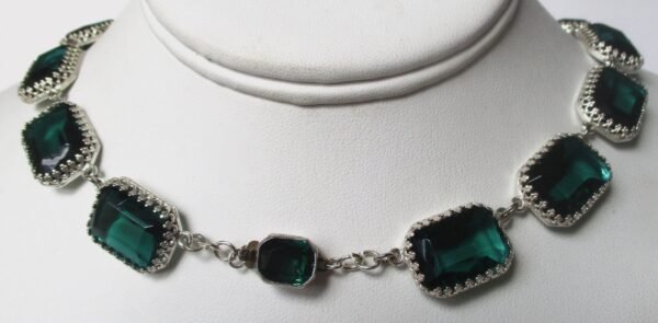 Vintage Jewelry Set: Sterling Silver &  Emerald Green Paste Necklace With Matching Earrings - Image 6