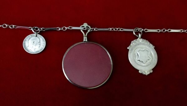 Antique Sterling Silver Chain Necklace With (3) Pendants - Image 4