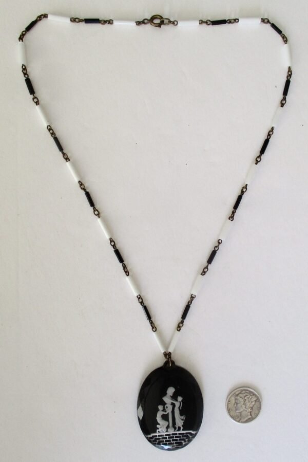 Antique Art-Deco Reverse-Etched Glass Cameo Pendant  Necklace/Boho/Shabby Chic - Image 4