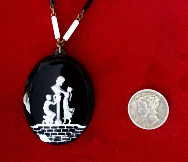 Antique Art-Deco Reverse-Etched Glass Cameo Pendant  Necklace/Boho/Shabby Chic - Image 5