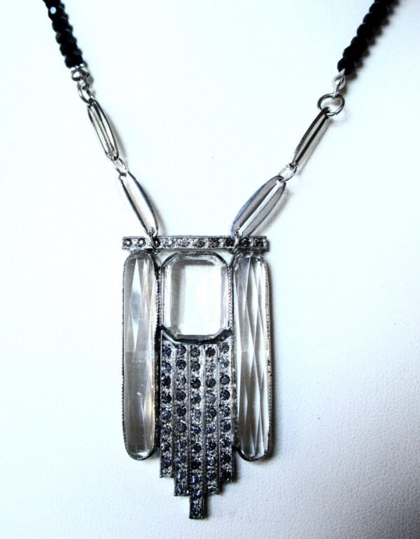 Antique Art-Deco Pendant Necklace With Black Glass Bead Chain - Image 2