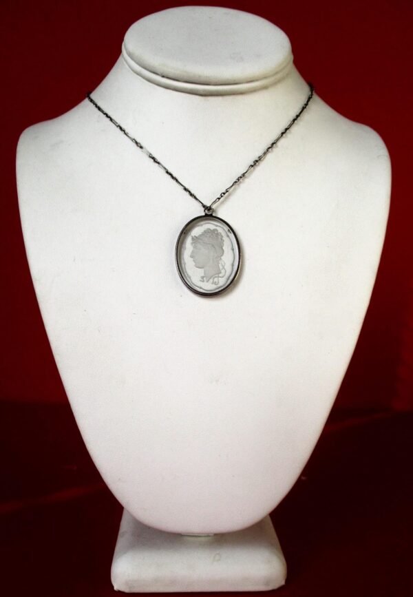 Antique Reverse-Etched Cameo Crystal Pendant Necklace/Wedding/Hippie/Boho - Image 6