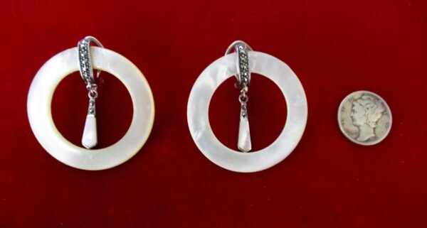 Pair of Vintage Sterling Silver & Mother-of-Pearl Earrings With Omega Backs/Wedding/Boho/Hippie - Image 3