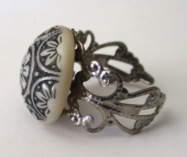 Antique Adjustablet Button Ring - Image 3