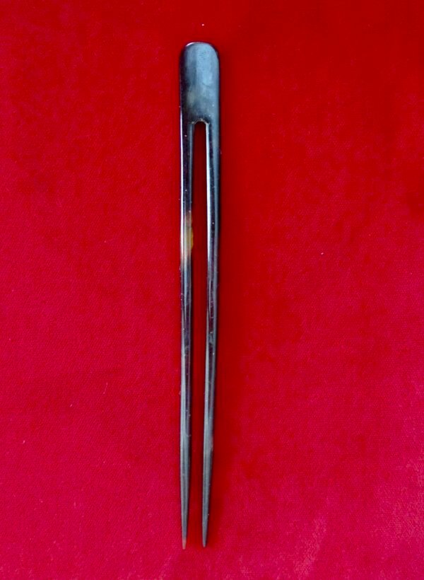 Antique 5 1/2-Inch Faux Tortoise Shell Hair Fork - Image 3