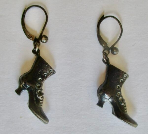 Pair of Rare Gunmetal Earrings of Victorian Ladies Boots/Boho/HIppie/Steampunk - Image 6