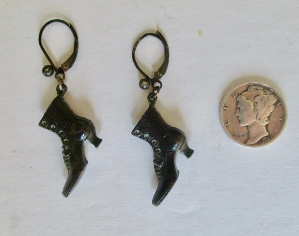 Pair of Rare Gunmetal Earrings of Victorian Ladies Boots/Boho/HIppie/Steampunk - Image 7
